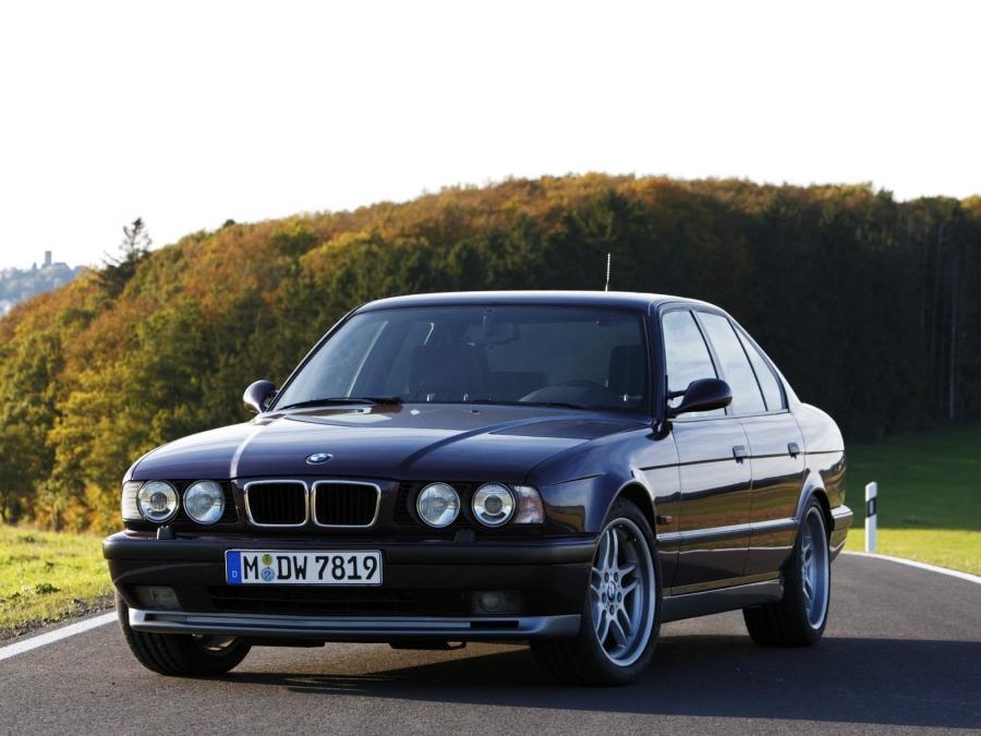  BMW M5 Sedan 1994 года  (фото 11 из 19)